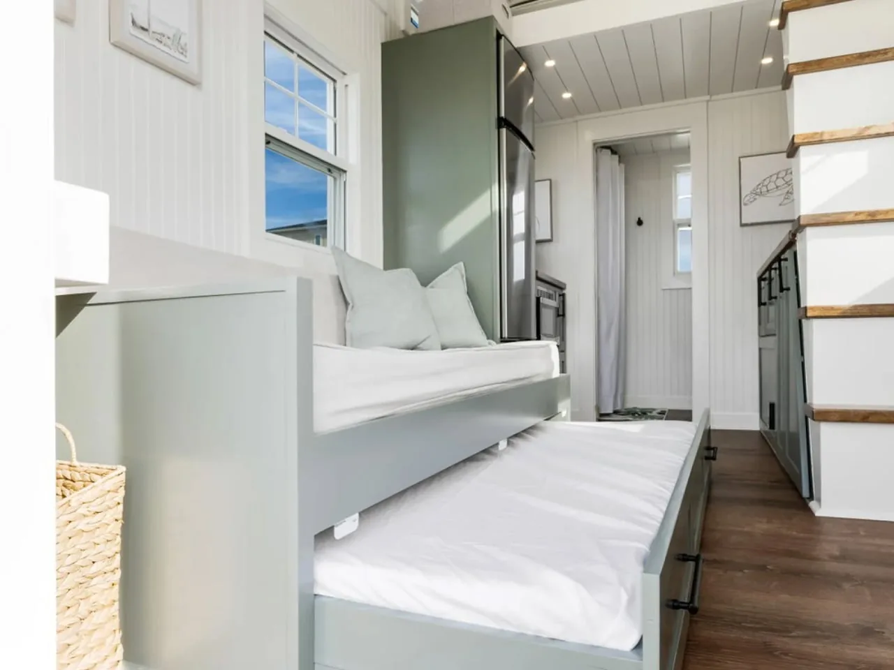 128 Metrekarede 4 Kişilik Tiny House: Petite Pelican