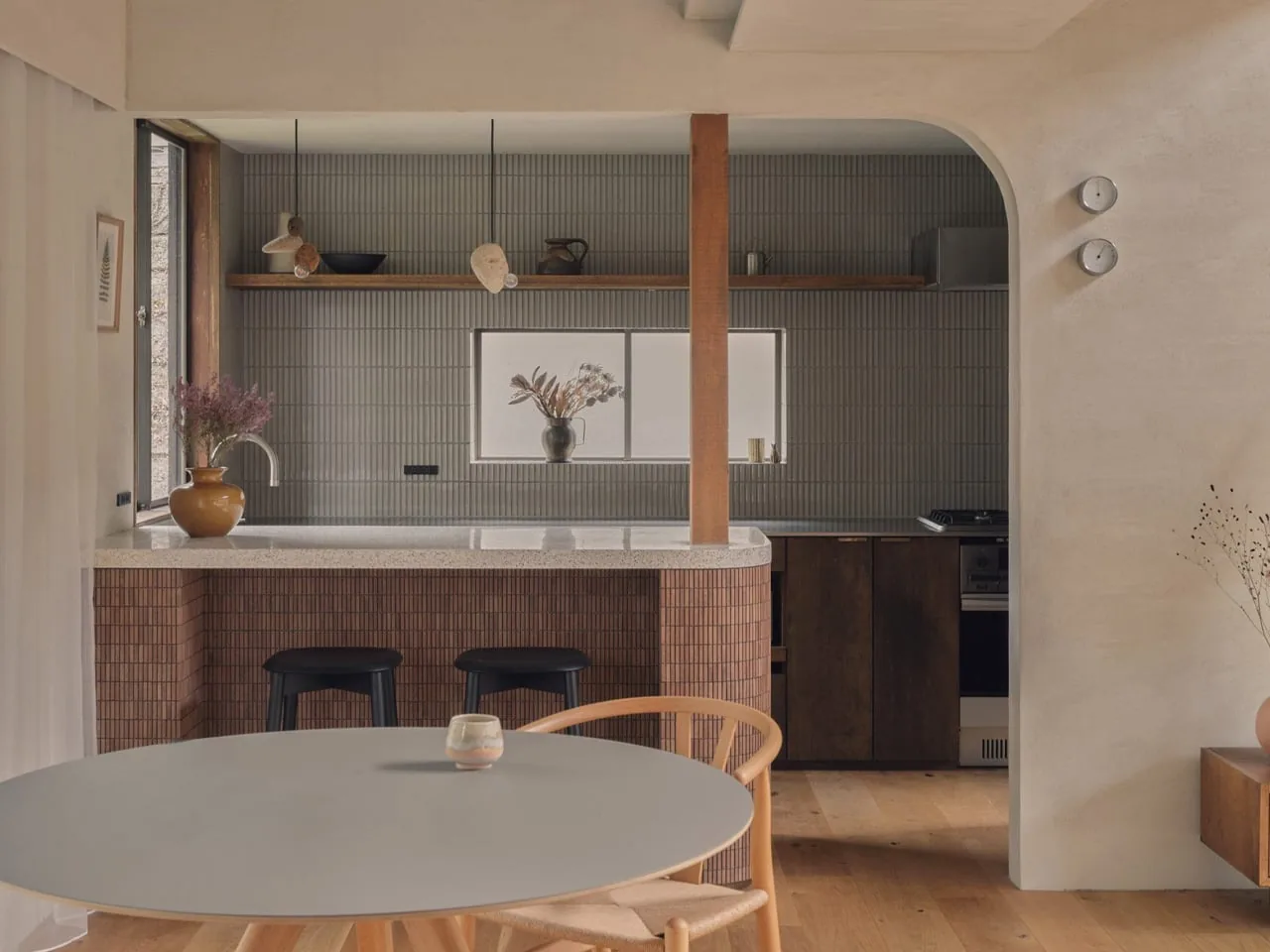 1970’lerin Japon Evi Duvarları Yıkıp Daha İyi Geri Döndü