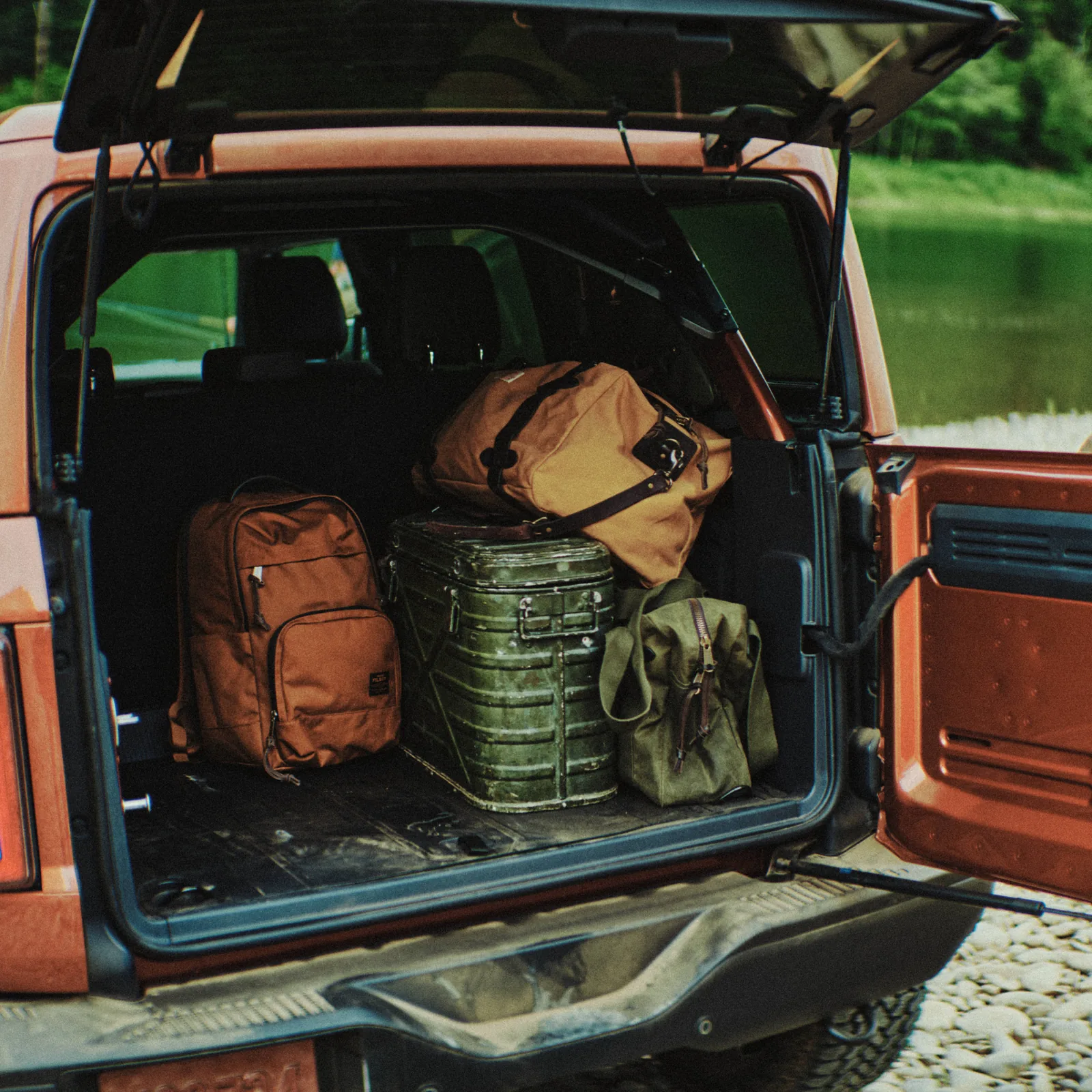 Kromdan Arınmış Lüks: Ford ve Filson Bronco'yu Yeniden Yorumluyor
