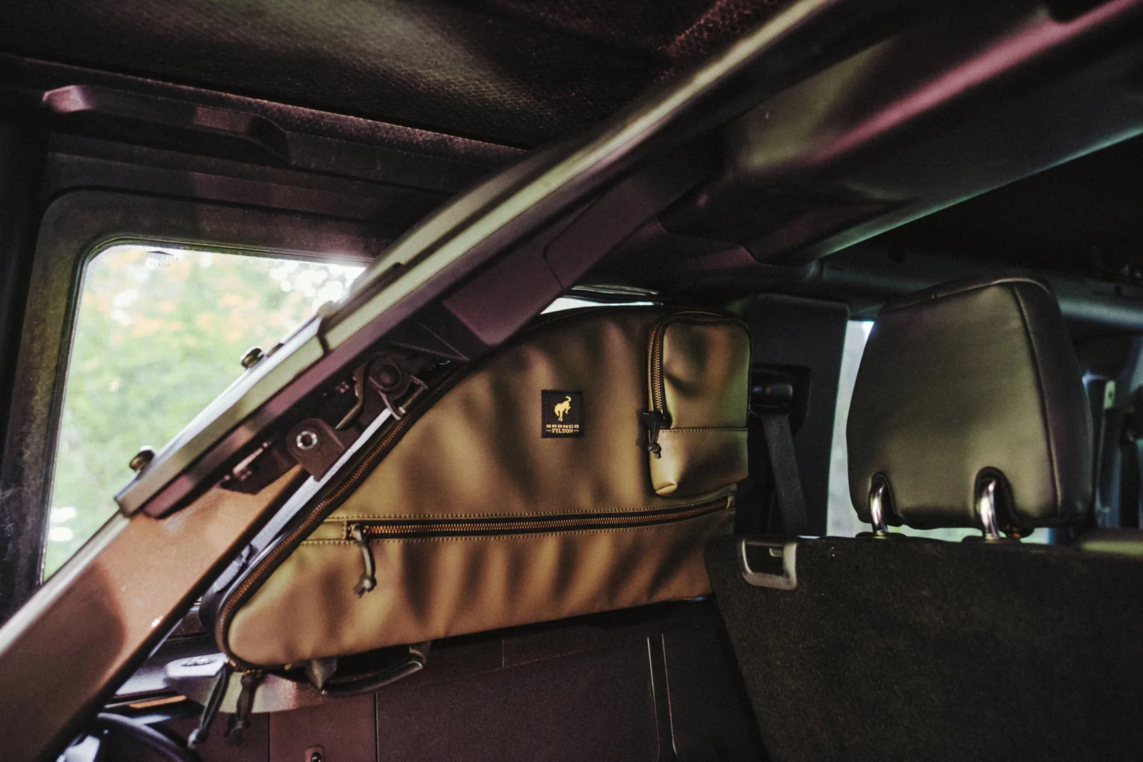 Kromdan Arınmış Lüks: Ford ve Filson Bronco'yu Yeniden Yorumluyor