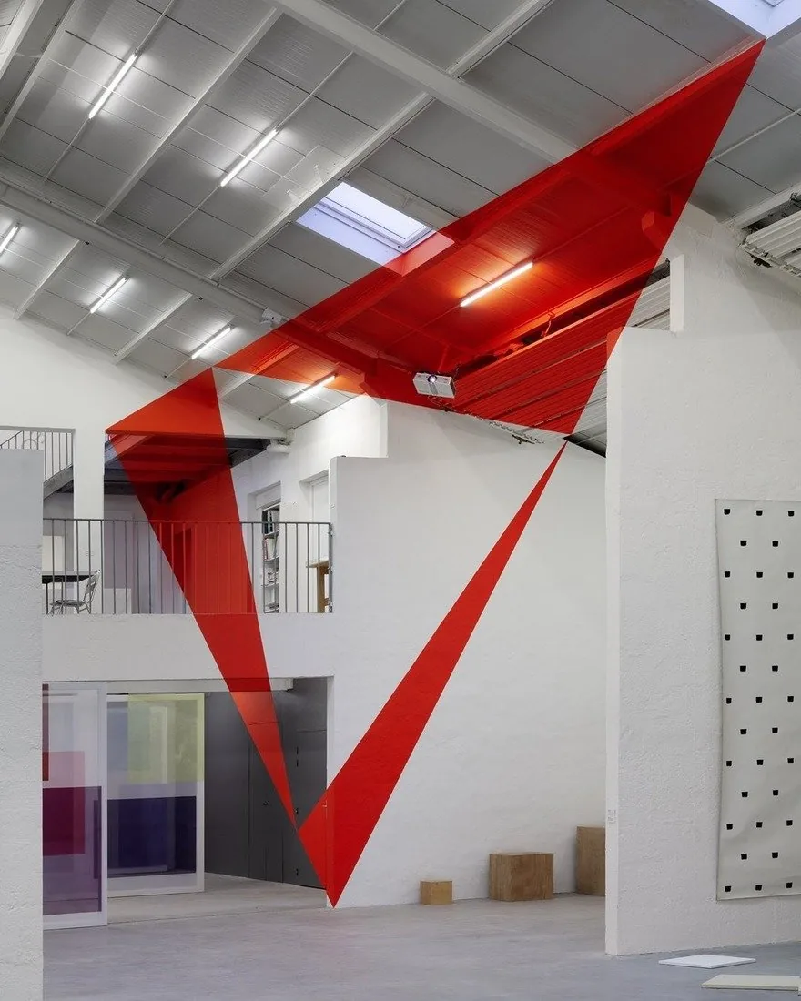 Gerçeklikle Oynayan Sanat: Felice Varini’nin Optik İllüzyonları