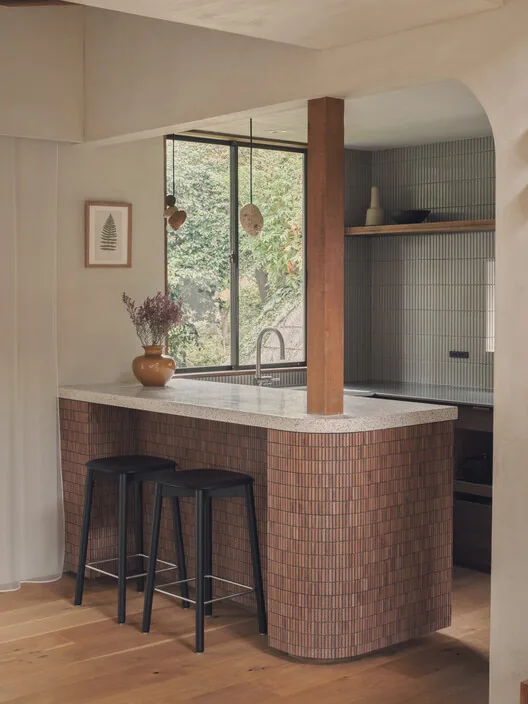 Green Sandwich House: 1970'lerin Evi Yıkılmadı, Yeniden Doğdu