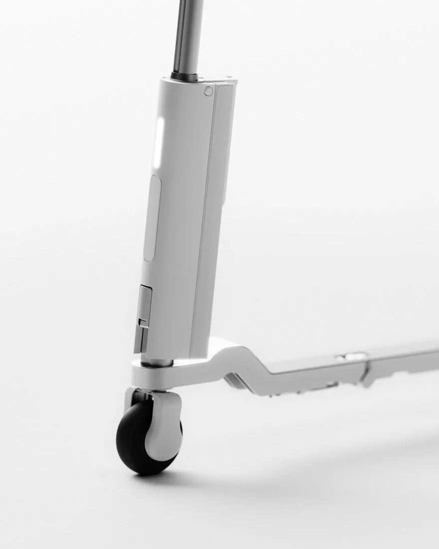 Katlanabilir Scooter'da Kompakt Devrim: Second White