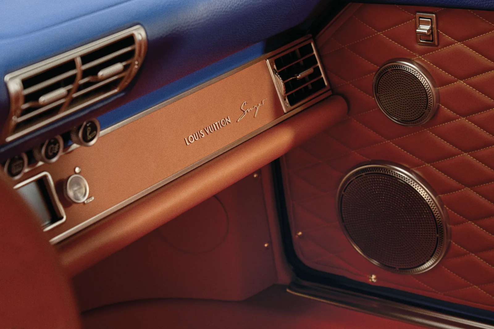 Louis Vuitton ve Singer Porsche 911’i Yeniden Yorumluyor