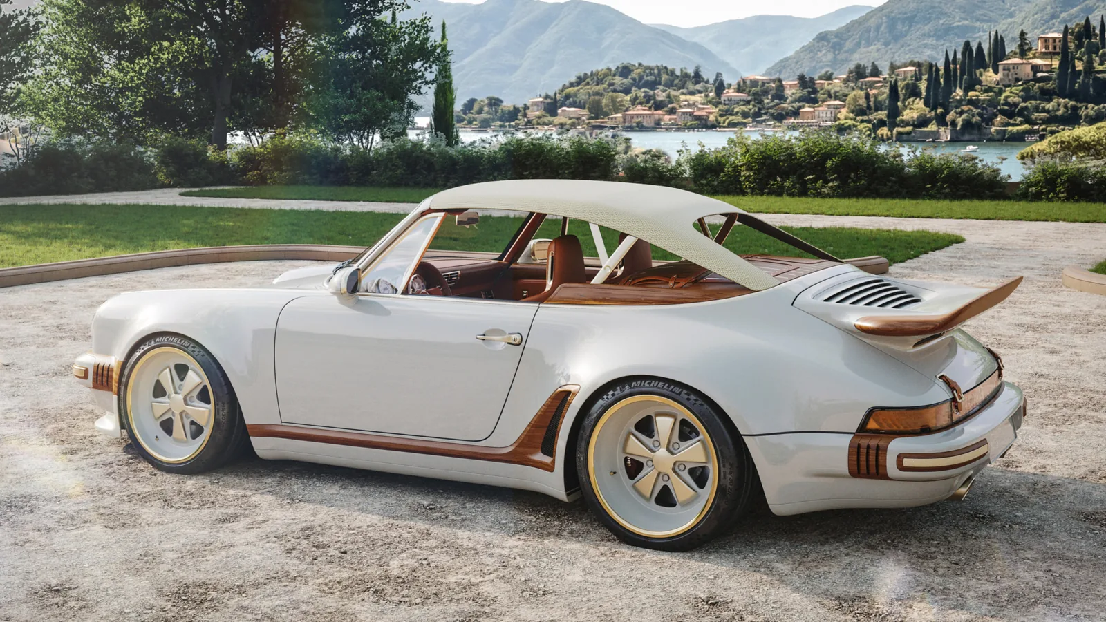Singer ve Louis Vuitton: 911'i Sanata Dönüştüren İşbirliği