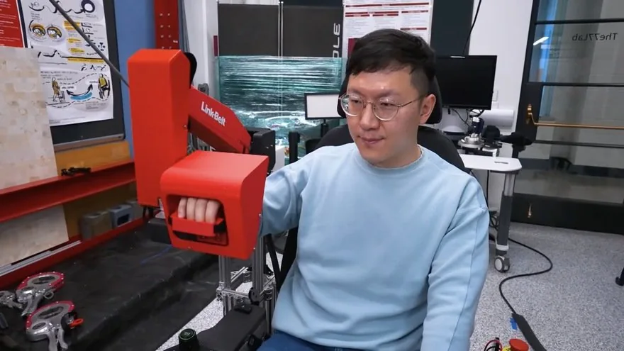 Joystick Devri Bitti: MIT ve Sumitomo'dan Sezgisel Arayüz