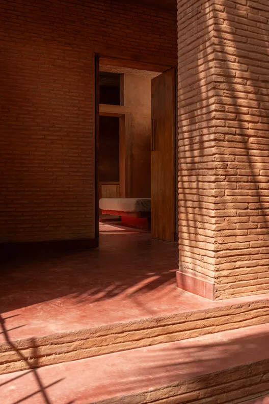 Mock-up'tan Eve Dönüşen Tuğla Yapı: Bricks House'un Hikayesi