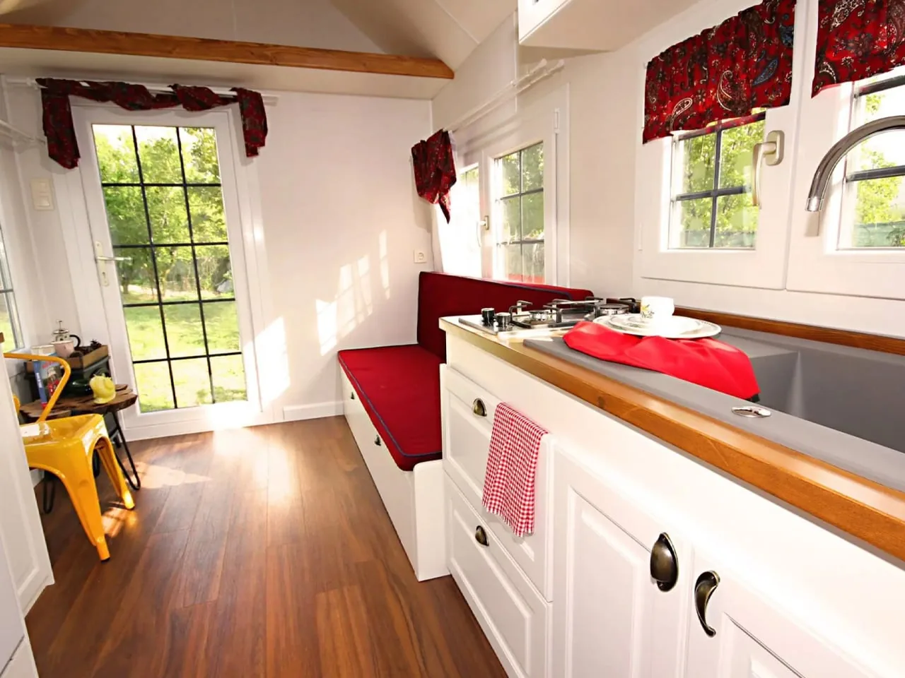 Ödün Vermeyen Gezginler İçin 6 Metrelik Tiny House
