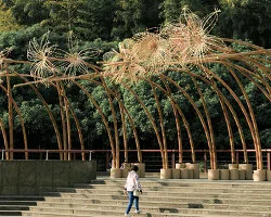 Pablo Luna'dan Bali'deki Lotus Formlu Bambu Yoga Köşkü