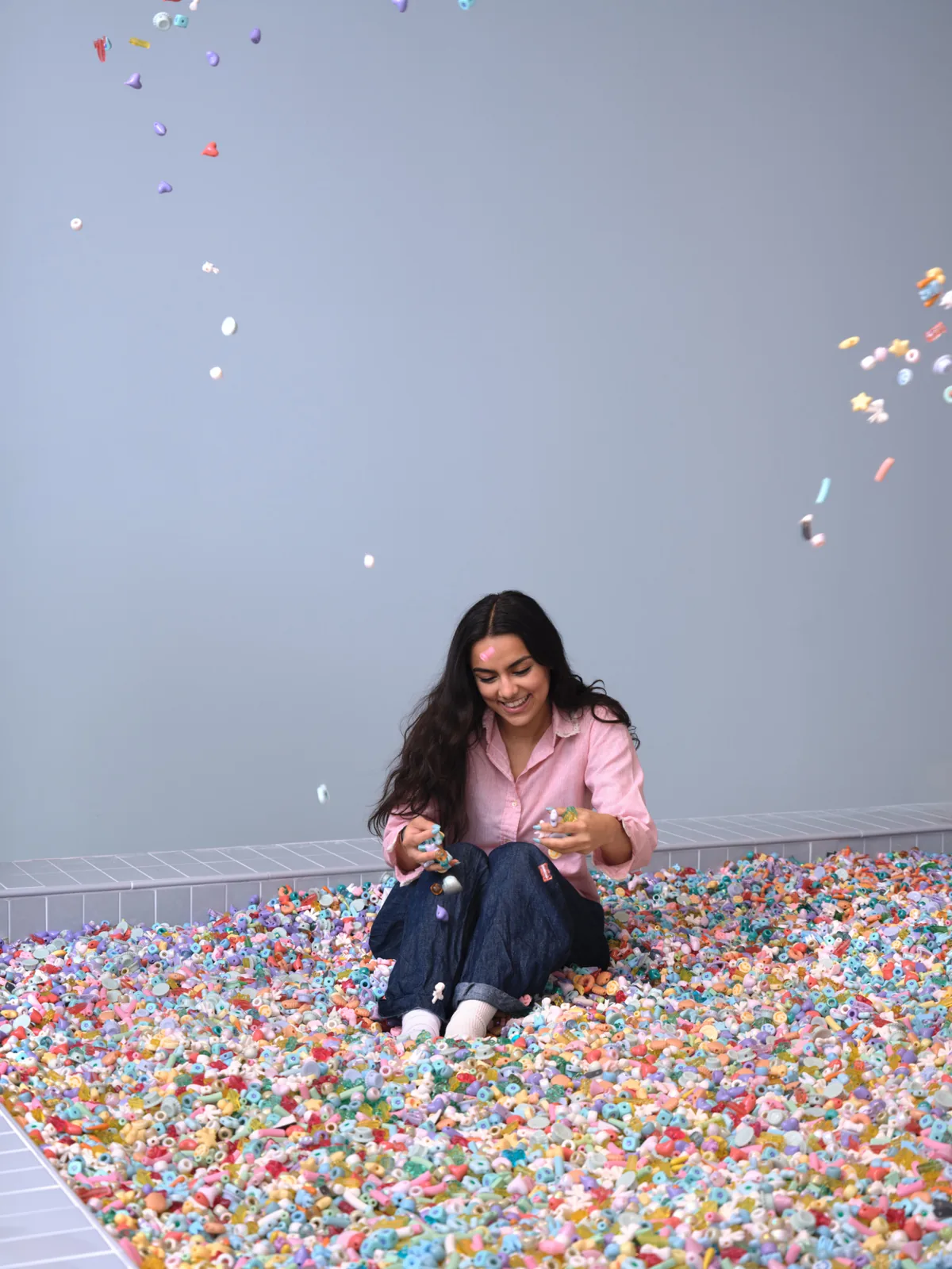 Pastel: Cj Hendry'nin Milyon Boncuklu Dev Enstalasyonu