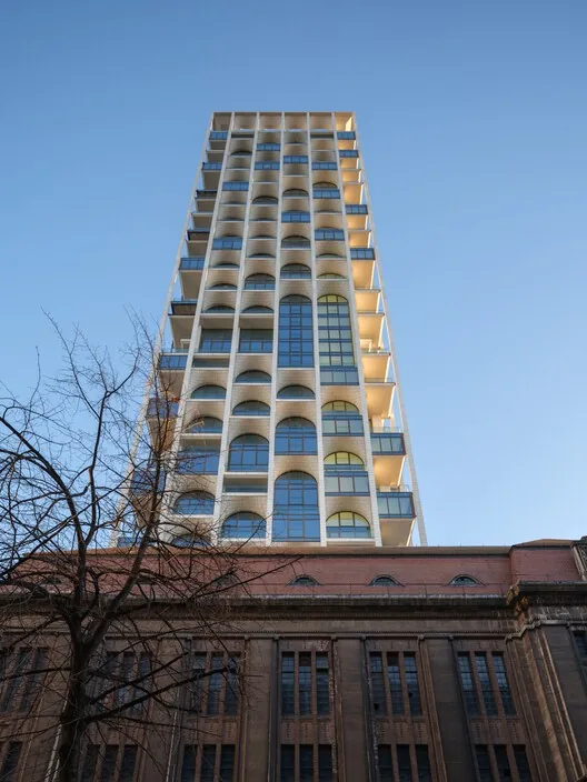 POST Rotterdam Kulesi: Tarihi Postane ile Modernite Buluşması
