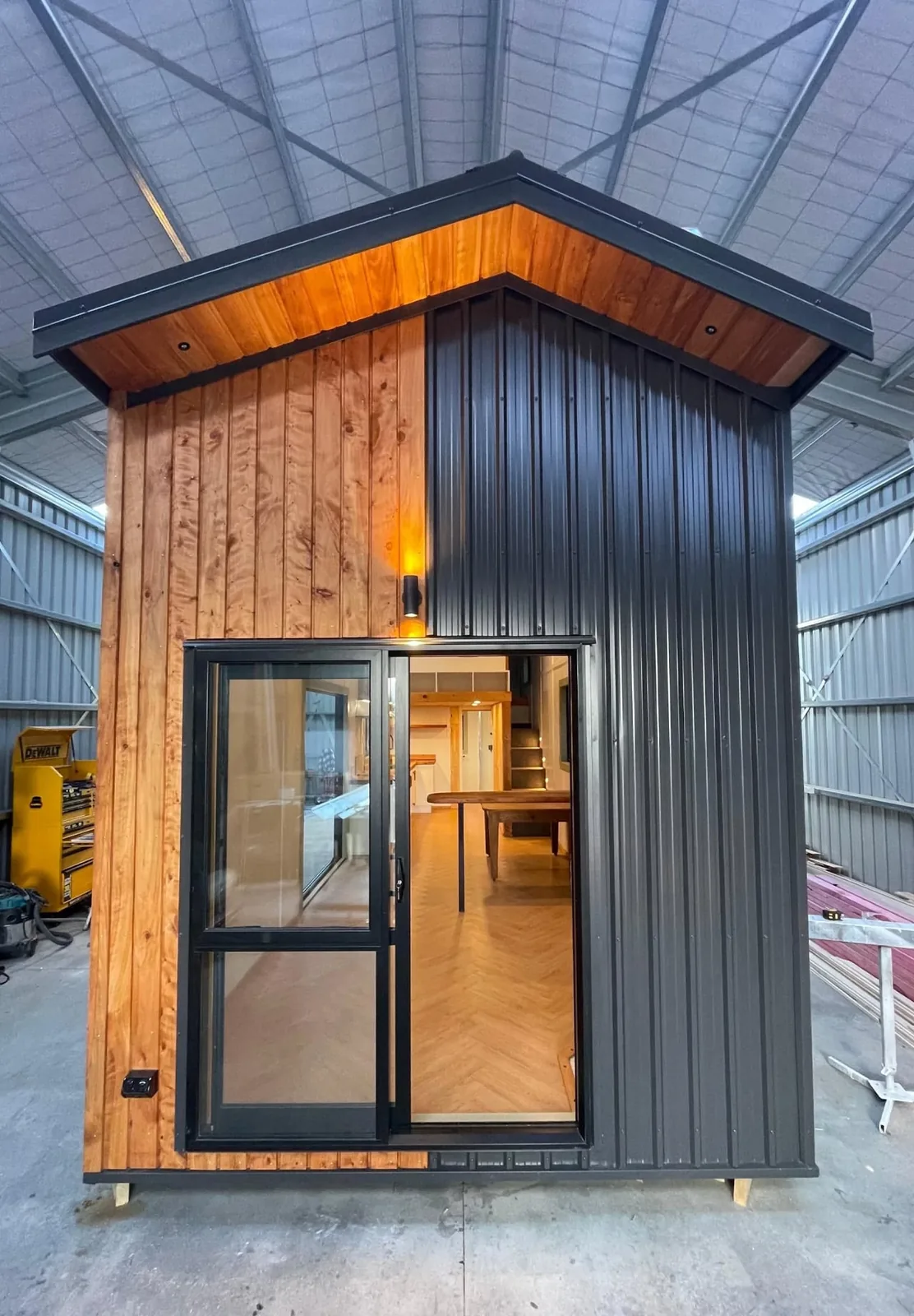 Redwood Tiny House: Küçük Yaşamda Tasarımdan Ödün Yok