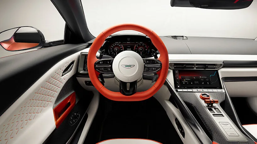 Aston Martin Valen: Renk Değiştiren Süper Otomobil