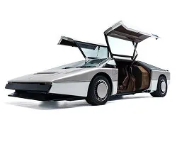 Aston Martin Valen: Renk Değiştiren Süper Otomobil
