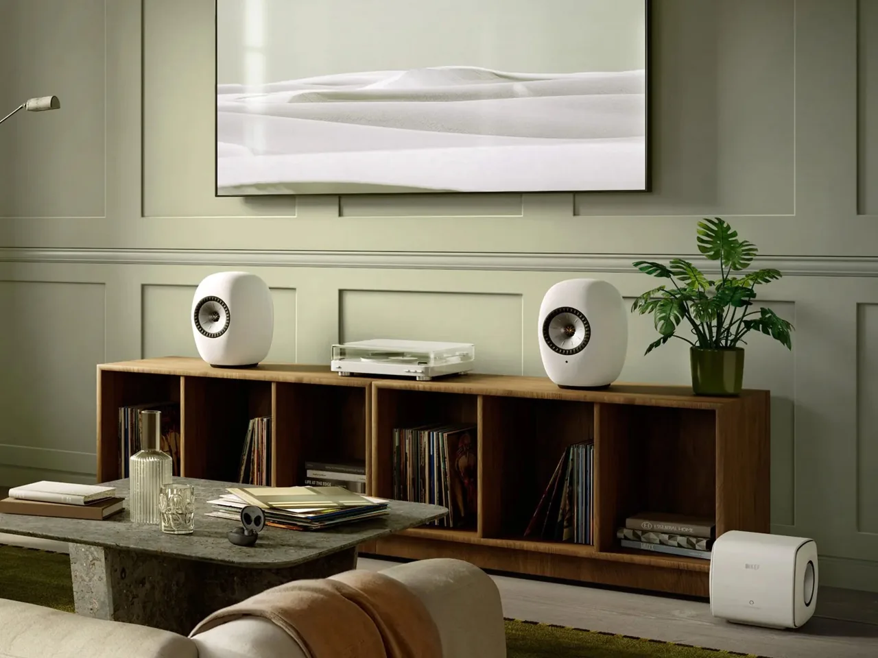 Ross Lovegrove'un KEF LS LUXE'si: Çakıl Taşı Gibi Hoparlörler