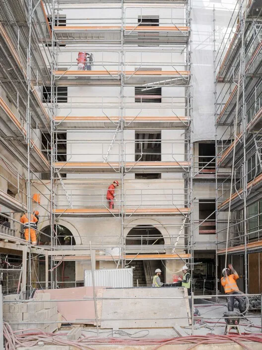 Rue Pavée: Paris Marais'te Tarihi Dokuda Çağdaş Yenileme