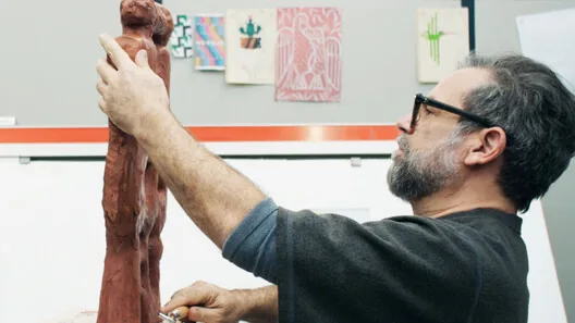 Sanat Kurgu Değil, Artı Gerçekliktir: Pedro Reyes ile Söyleşi