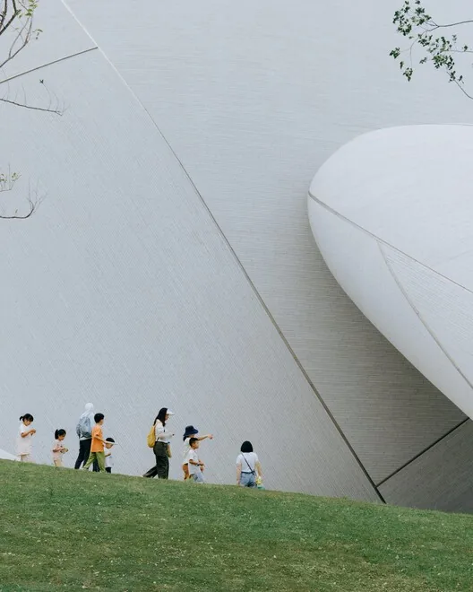 Shenzhen Bay Culture Square: Doğa ve Kültürün Buluştuğu Nokta