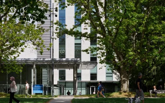 UBC'den Doğayla İç İçe Yeni Araştırma Merkezi: Mimari Detaylar