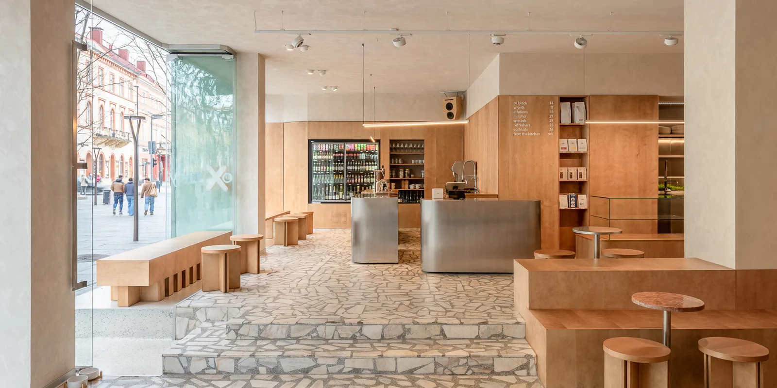 ukyo X: Tarihi Mekanda Kafe, Dinleme Barı ve Çalışma Alanı