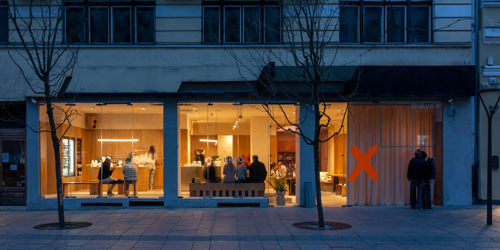 ukyo X: Tarihi Mekanda Kafe, Dinleme Barı ve Çalışma Alanı