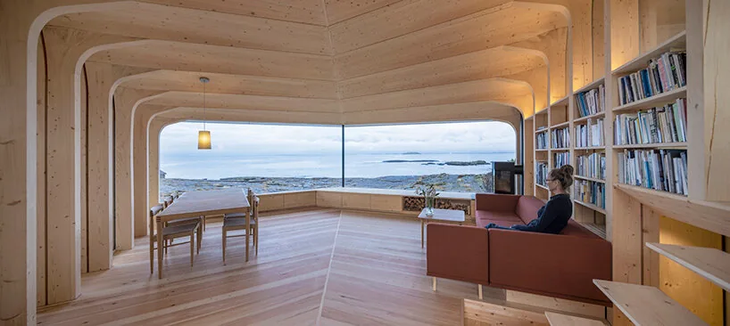 Cabin Sande: Viking Gemi Yapımından İlham Alan Bir Yazlık