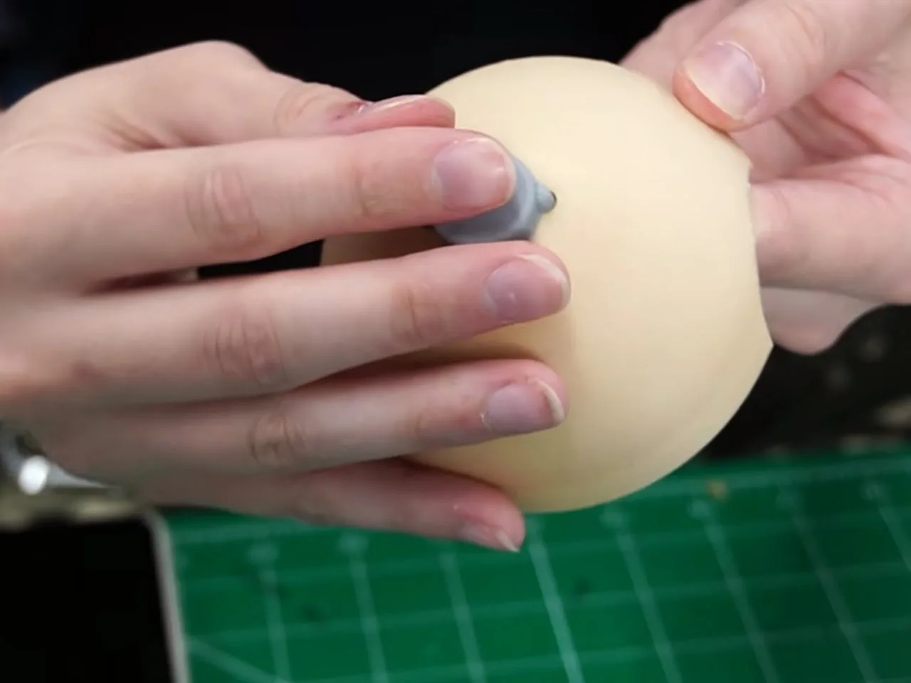 Zıplayıp Duman Çıkaran Pokéball: Bir Maker'ın Başyapıtı