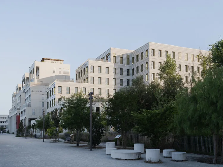 Bordeaux'da Sağlık Merkezi: İşbirliği ve İyi Oluş İçin Yeni Mimari