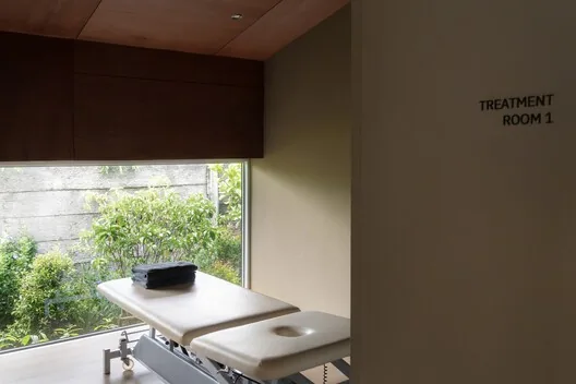Fizik Tedavi ve Kahve: İyileşme ile Uyanışın Mekânı
