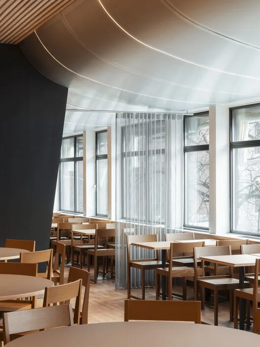 Folkets Hus: Markelius Mirasına Saygılı Restorasyon