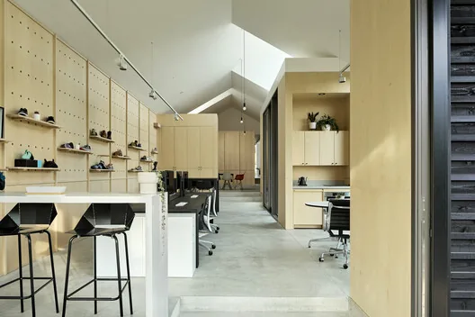 Portland’da Savaş Sonrası Evden Stüdyoya: Gradient House