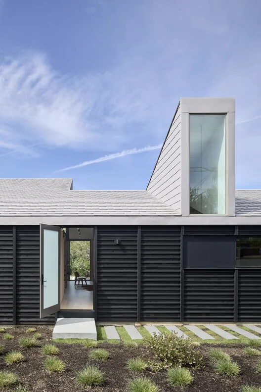 Portland’da Savaş Sonrası Evden Stüdyoya: Gradient House