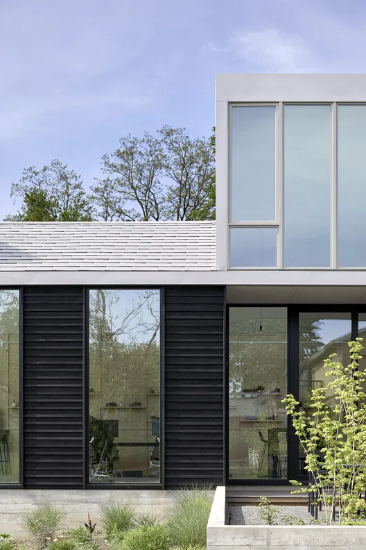 Portland’da Savaş Sonrası Evden Stüdyoya: Gradient House