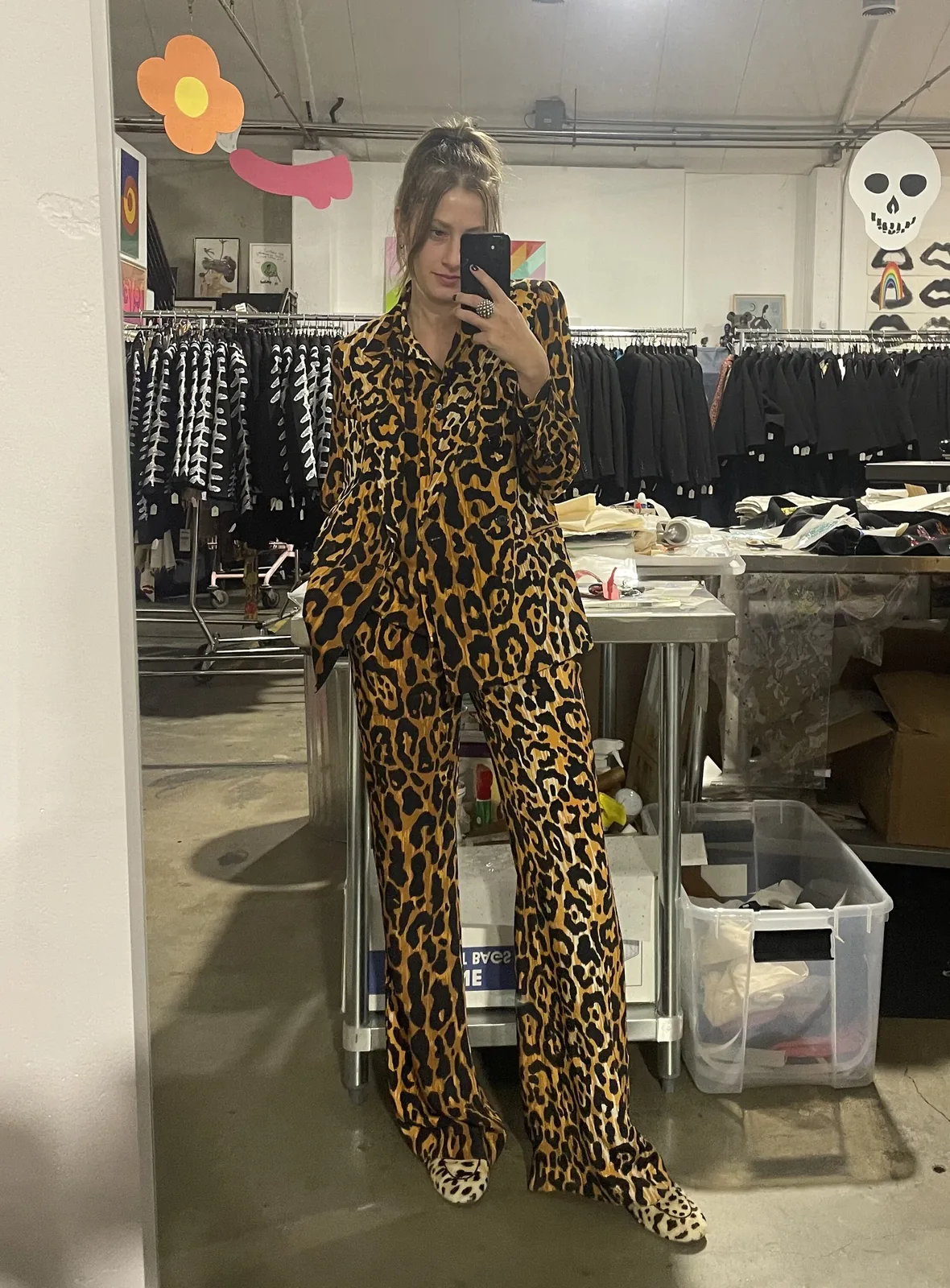 Hannah Buechler: Müzik ve Moda Arasında Dokunsal Sanat