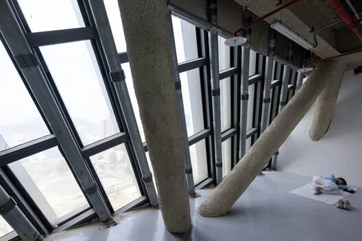 Kaohsiung Liman Terminali: Denizle Şehrin Buluştuğu Çok İşlevli Yapı