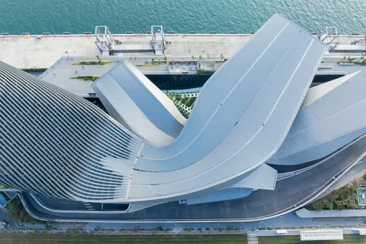 Kaohsiung Liman Terminali: Denizle Şehrin Buluştuğu Çok İşlevli Yapı