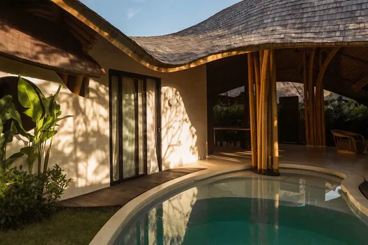 Kaymana Earth Villa: Bali'de Bambunun Doğayla Dansı