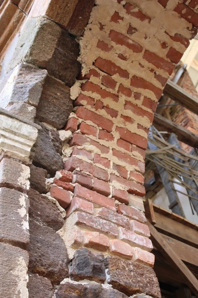 Kintsugi'den İlham Alan Restorasyon: Menokin Evi