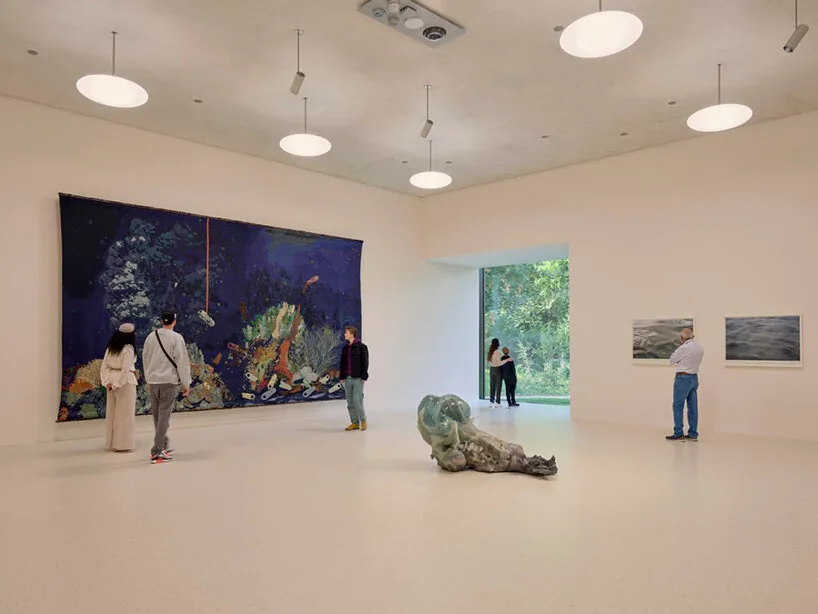 Zumthor'un Beyeler Genişlemesi Basel'de Sanatla Doğayı Buluşturuyor