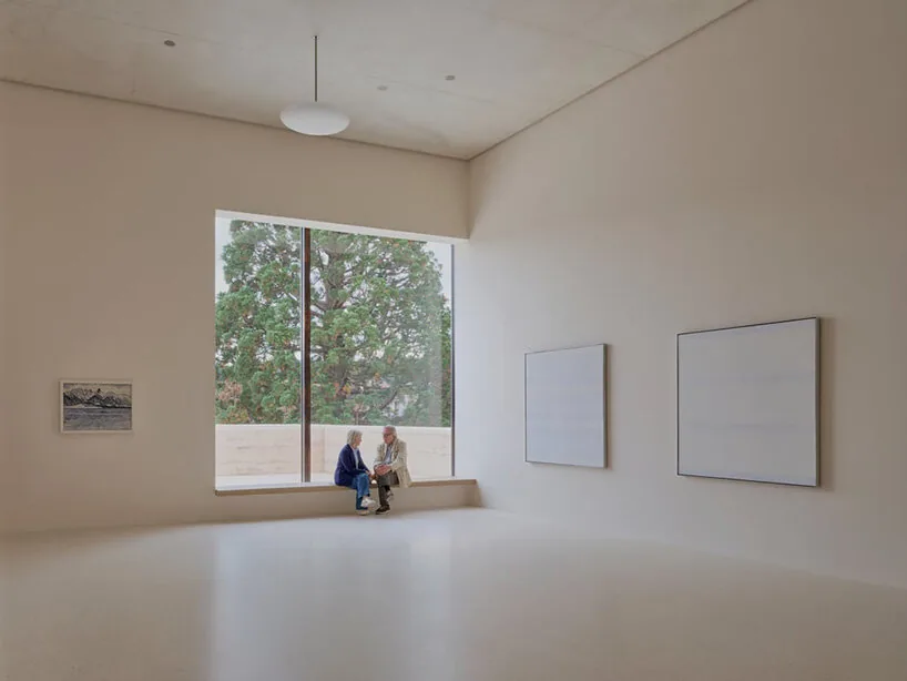Zumthor'un Beyeler Genişlemesi Basel'de Sanatla Doğayı Buluşturuyor
