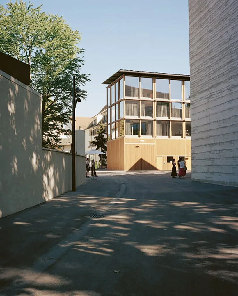 Zumthor'un Beyeler Genişlemesi Basel'de Sanatla Doğayı Buluşturuyor