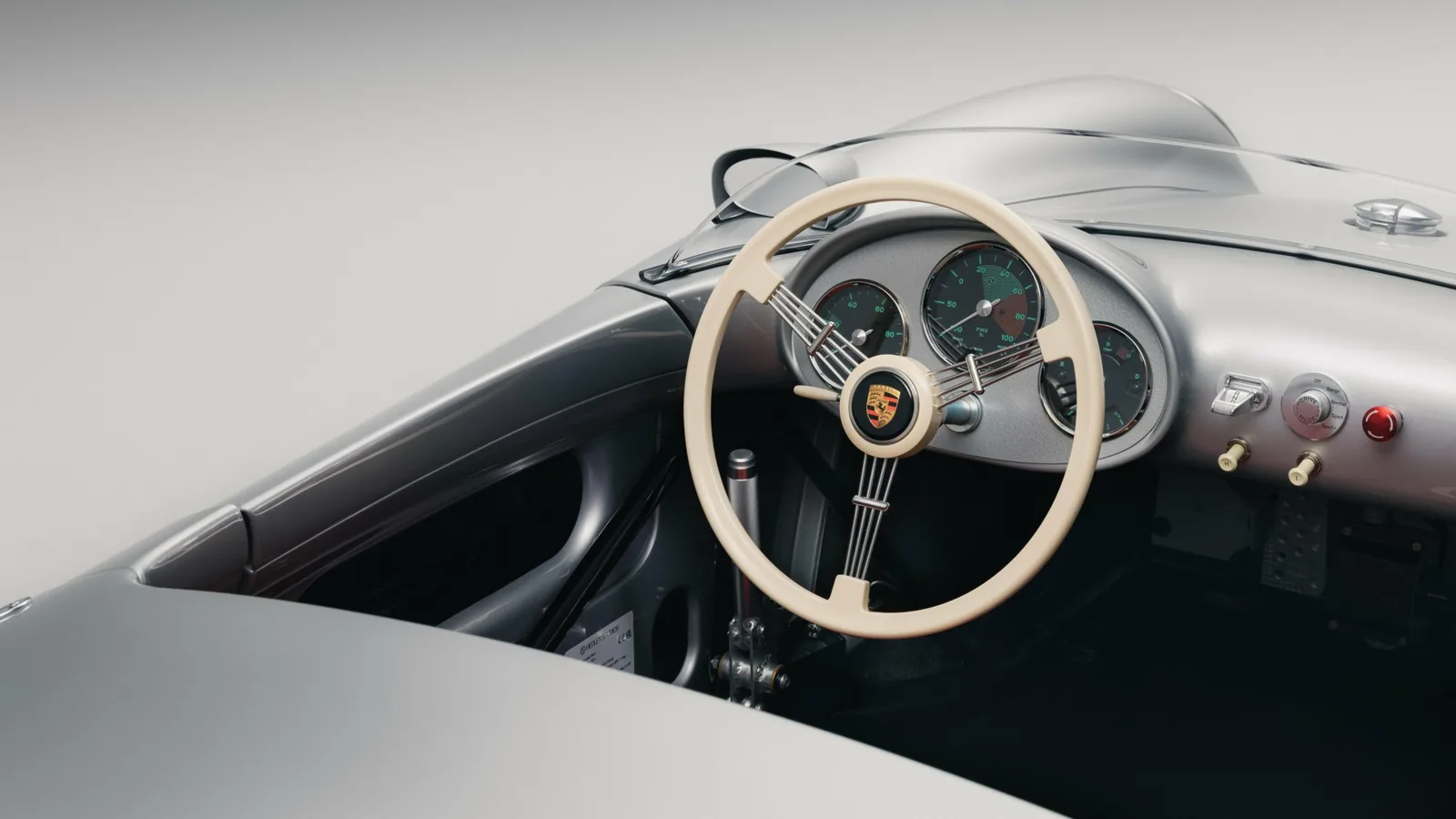 Porsche 550 Spyder'ın Elektrikli Küçük Kardeşi: 550 J