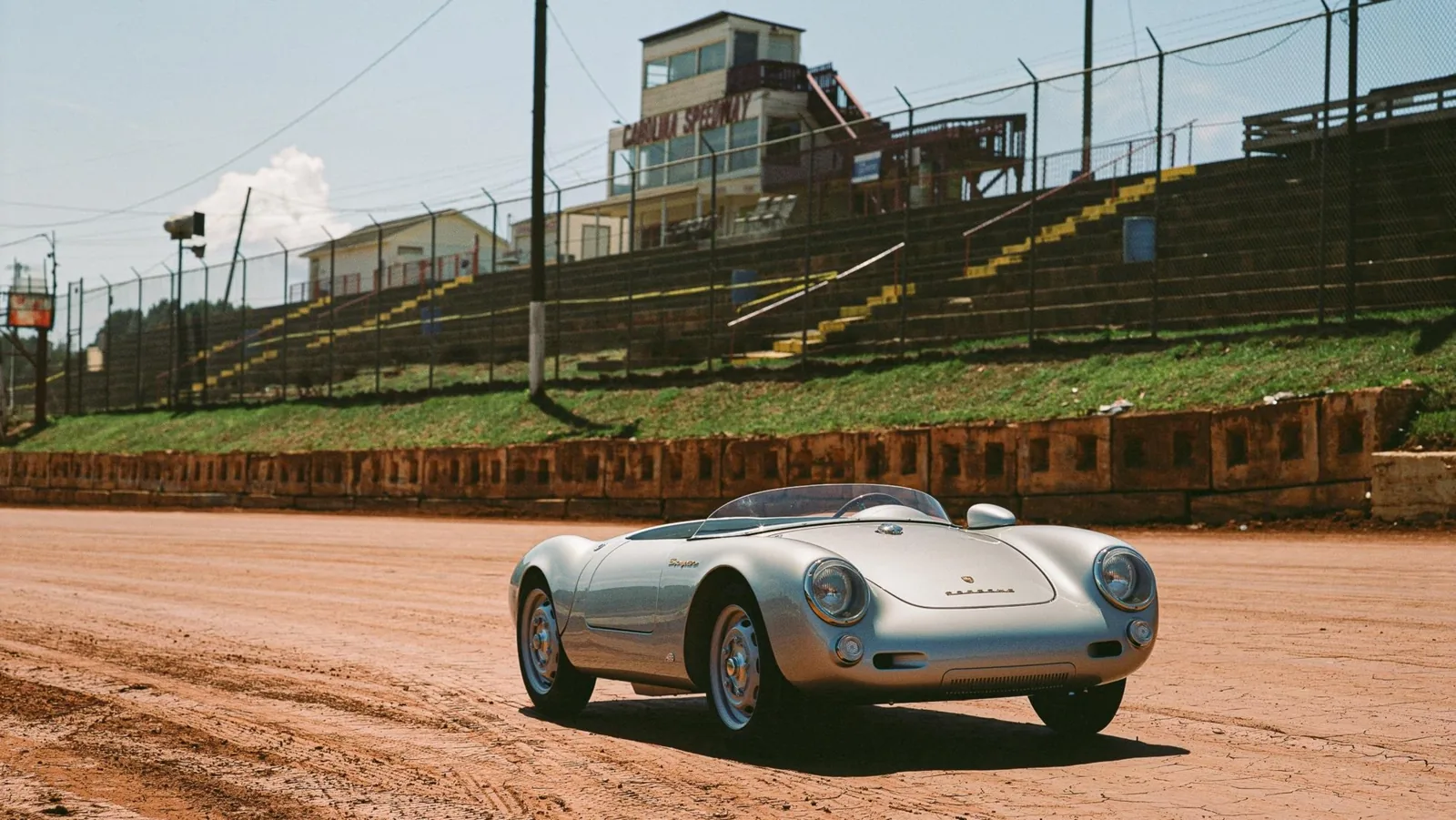 Porsche 550 Spyder'ın Elektrikli Küçük Kardeşi: 550 J
