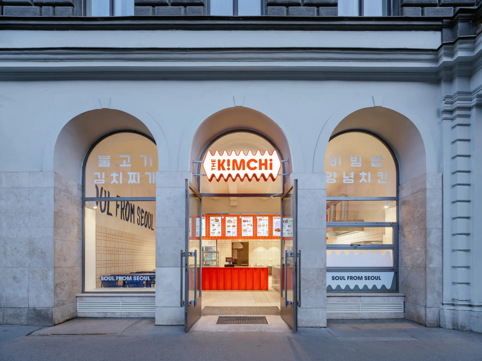 Prag'da Kimchi: Seul'ün Enerjisi Tasarıma Dönüştü