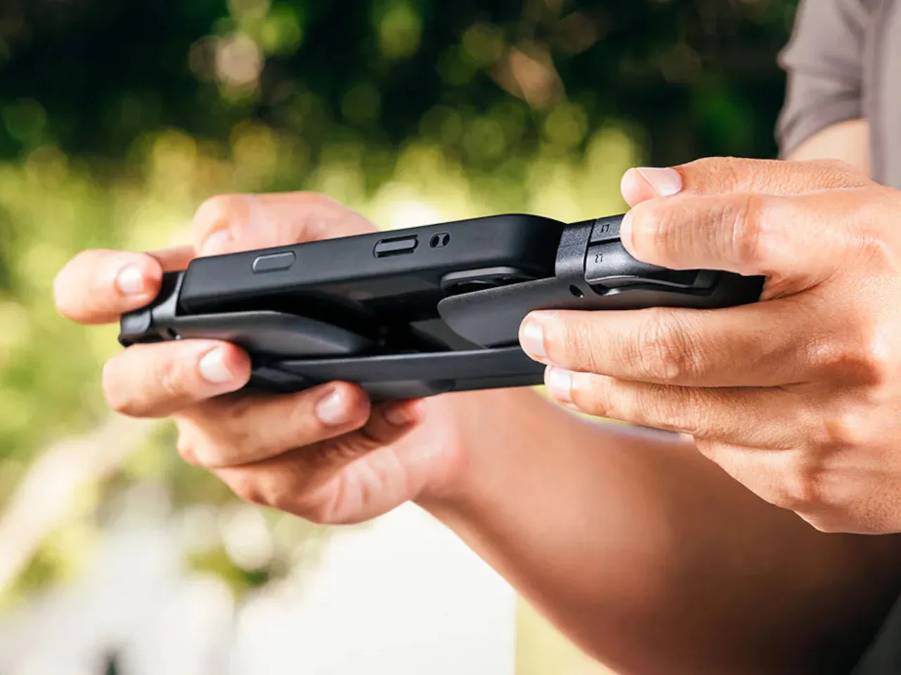 Razer Prio: Dev Kontrolcü Artık Kredi Kartı Boyutunda Çözüm