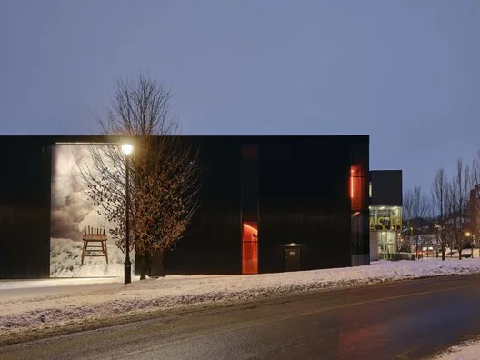 Sherbrooke Grand-Espace: Esnek Sahne Tasarımıyla Kültürel Dönüşüm