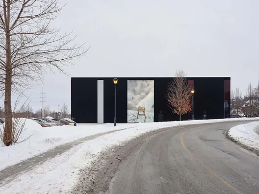 Sherbrooke Grand-Espace: Esnek Sahne Tasarımıyla Kültürel Dönüşüm
