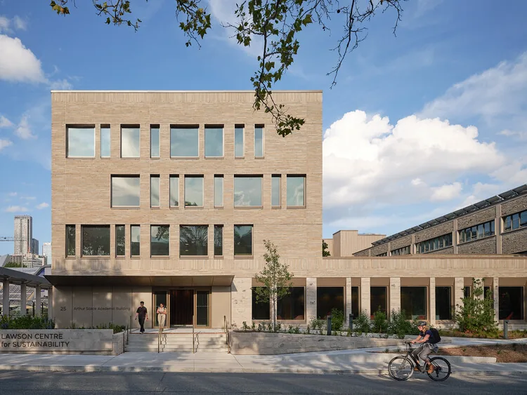 Trinity College Lawson Sürdürülebilirlik Merkezi: Mecanoo + RDHA