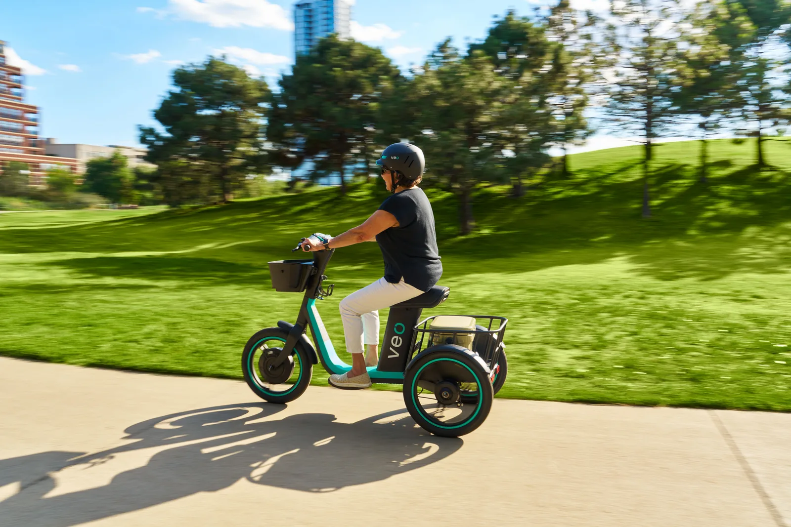 Veo Rover: Üç Tekerlekli Elektrikli Araç Mikromobiliteyi Herkes İçin Erişilebilir Kılıyor