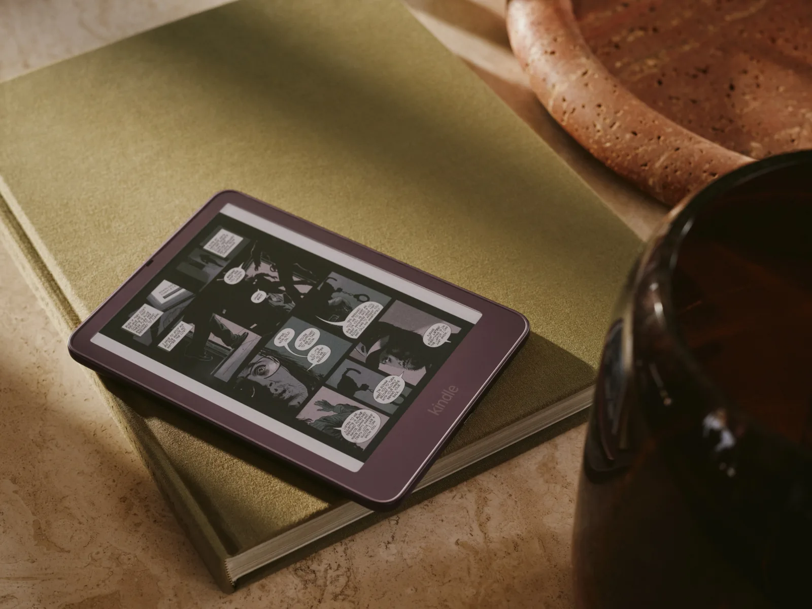 Amazon Kindle'ı Yeniden Tasarladı: İnce, Hafif ve Renkli